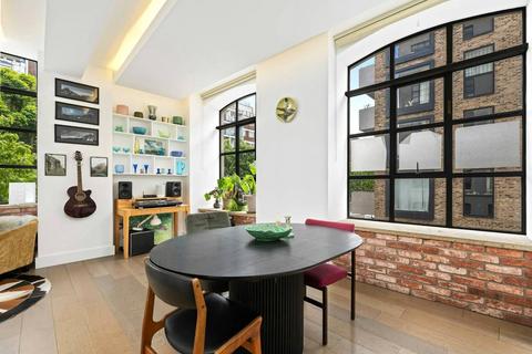 3 bedroom flat for sale, The Textile Building, 31A Chatham Place, London, E9