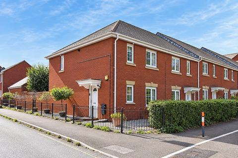 3 bedroom end of terrace house for sale, Culm Grove, Kings Heath, Exeter, EX2