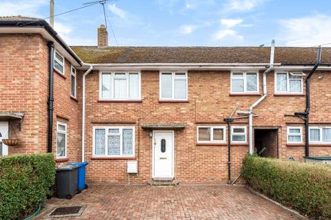 3 bedroom terraced house to rent, Halifax Road, Maidenhead, SL6