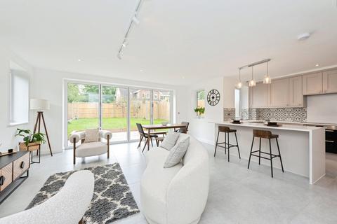 3 bedroom bungalow for sale, Kennel Close, Fetcham, Leatherhead, Surrey, KT22