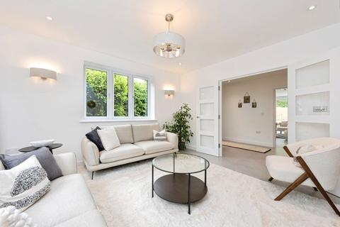 3 bedroom bungalow for sale, Kennel Close, Fetcham, Leatherhead, Surrey, KT22