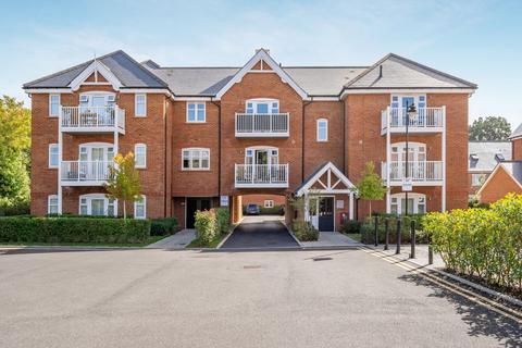2 bedroom flat for sale, Hawthorne Place, Sunninghill