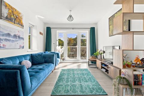 2 bedroom flat for sale, Hawthorne Place, Sunninghill