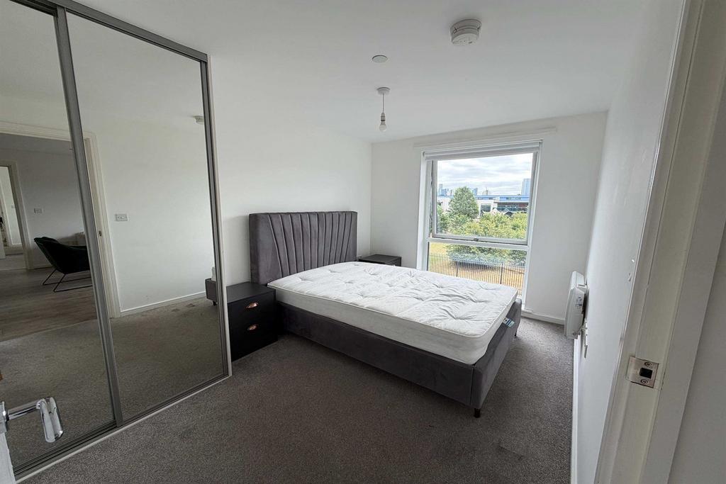 Apartment in Manchester - More