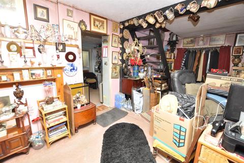 2 bedroom cottage for sale, Mynyddygarreg, Kidwelly