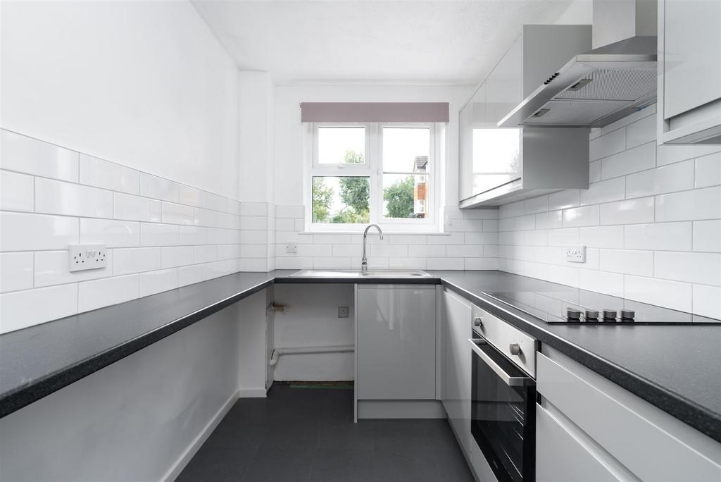Apartment in London - View 3
