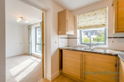 2 bedroom apartment for sale, St. Georges Road, Cheltenham