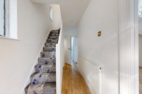 3 bedroom terraced house to rent, RUISLIP, HA4 6NA