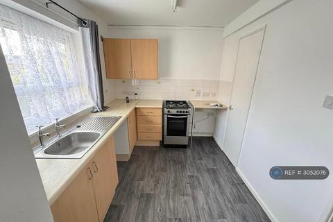 1 bedroom flat to rent, Beaconsfield, Telford, TF3