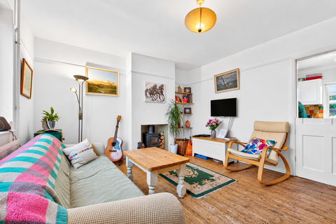 4 bedroom semi-detached house for sale, Masefield Road, Harpenden