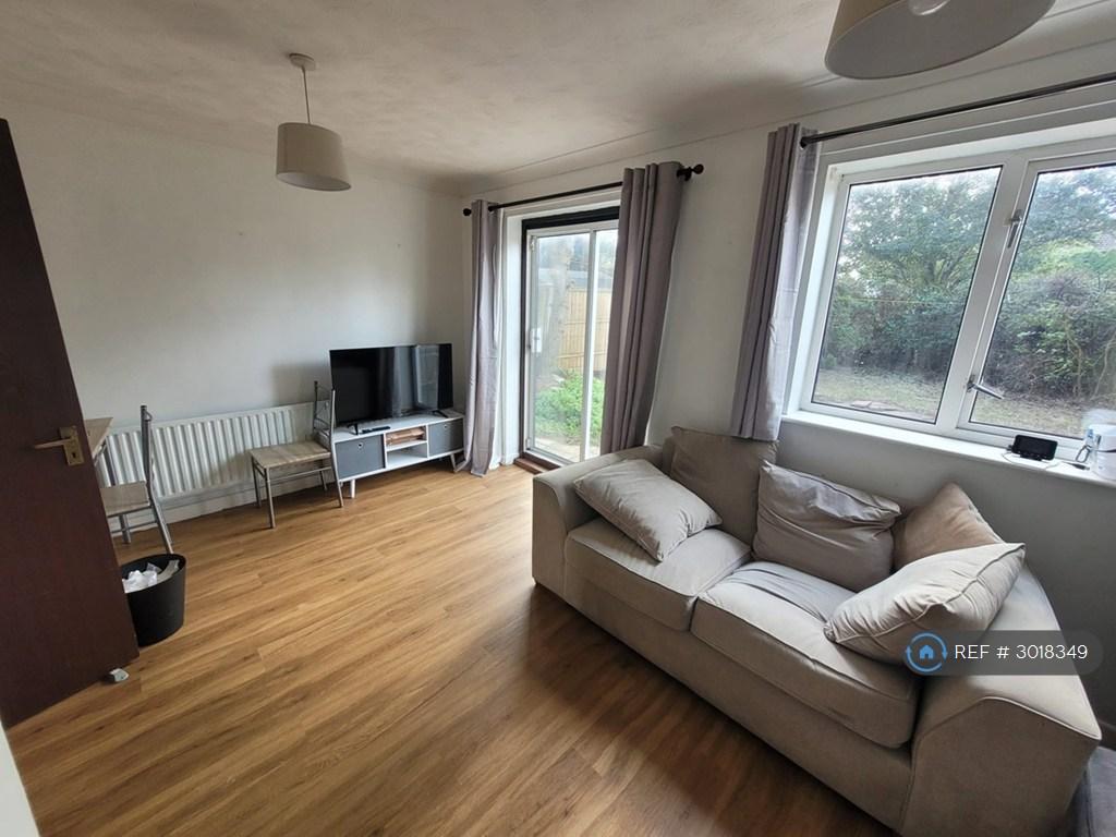 House in Poole, Alder Hills - View 4