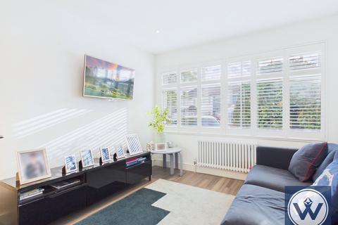 4 bedroom semi-detached house for sale, Langley Crescent, Hayes, UB3 5HN
