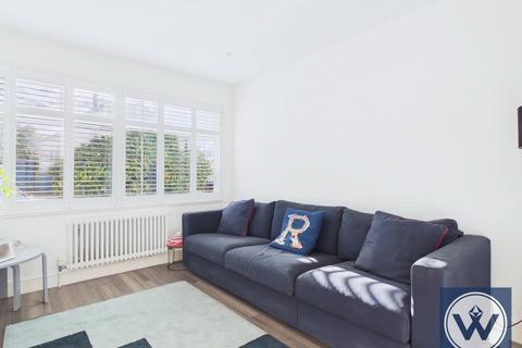 4 bedroom semi-detached house for sale, Langley Crescent, Hayes, UB3 5HN