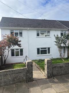 4 bedroom semi-detached house to rent, Heol Y Coed, Pontyclun