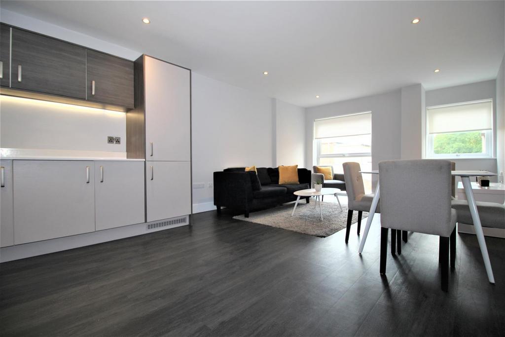 Apartment in Leicester - View 3