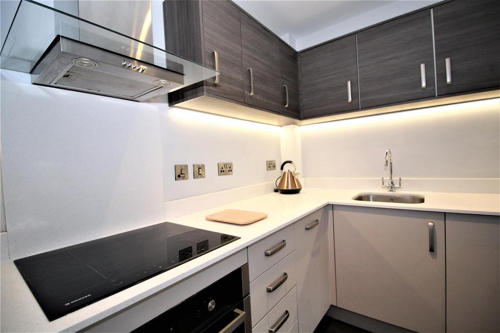 Apartment in Leicester - More