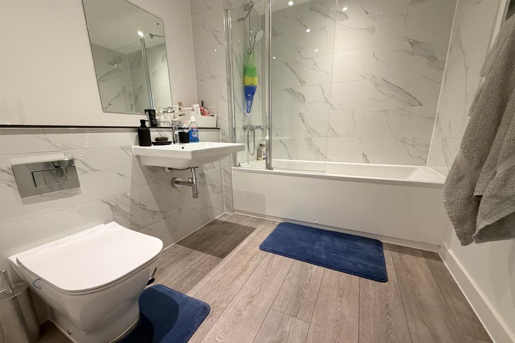 Apartment in Birmingham - View 5
