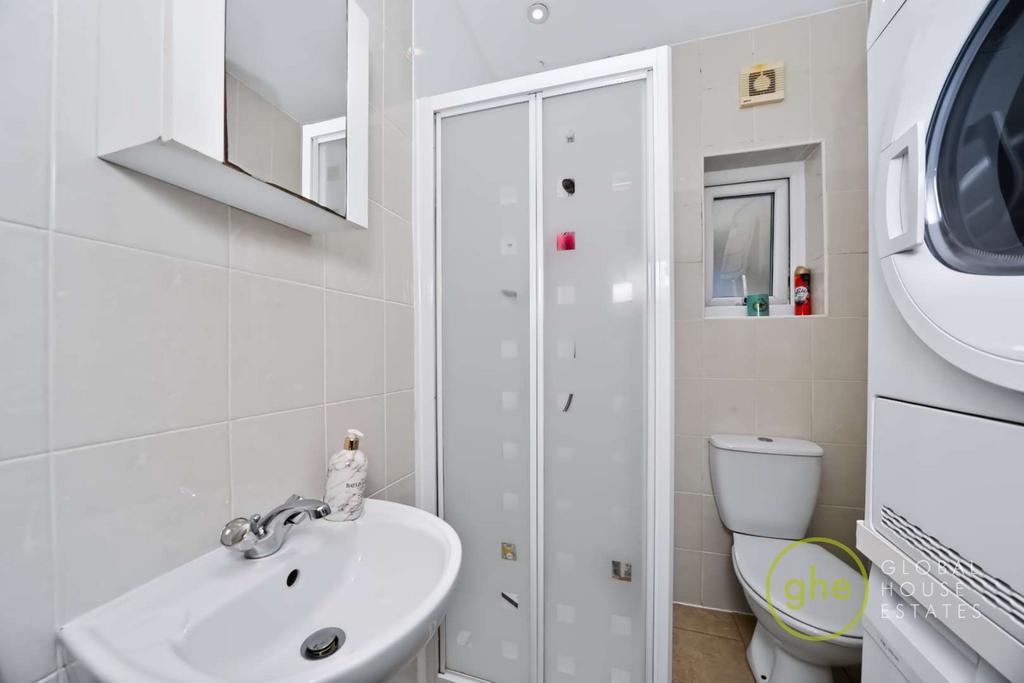 Apartment in London - View 2