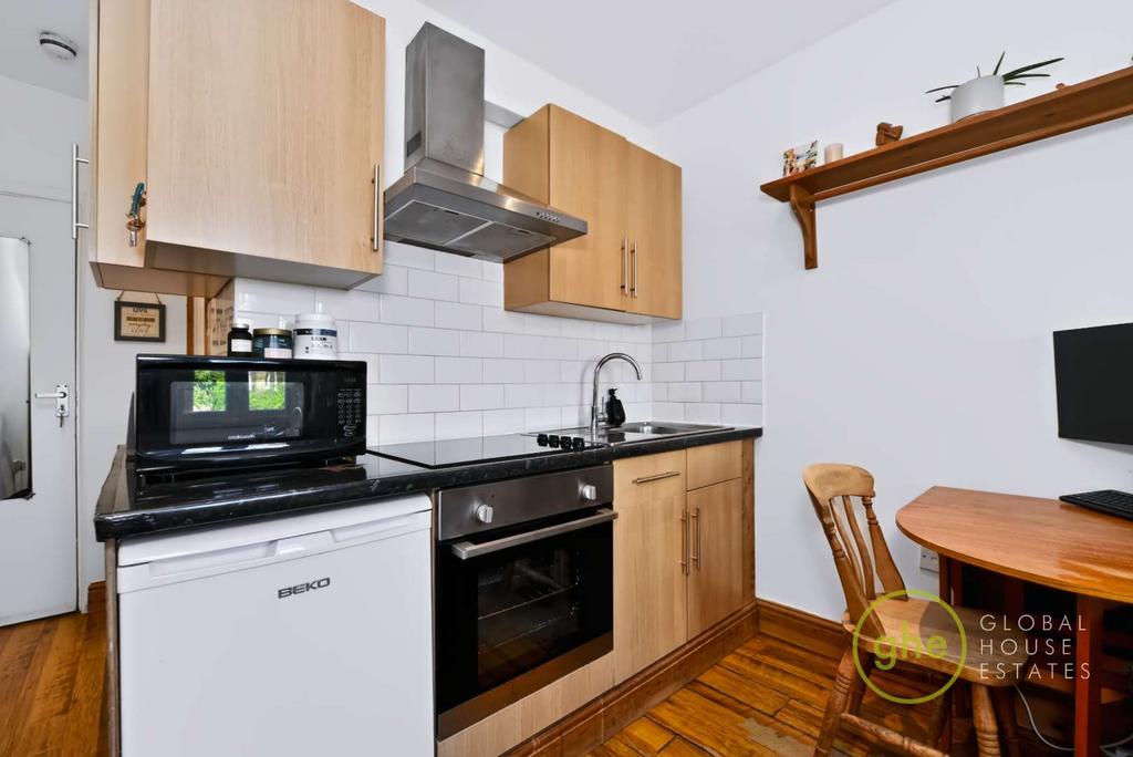 Apartment in London - View 3