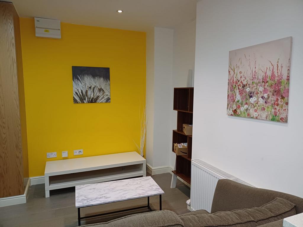 Apartment in Perry Barr - View 2