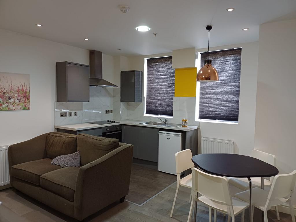 Apartment in Perry Barr - View 3