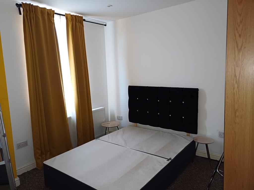 Apartment in Perry Barr - More