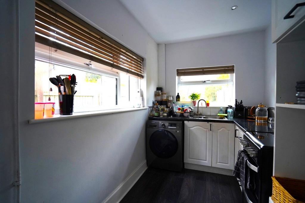 House in Nottingham - View 5