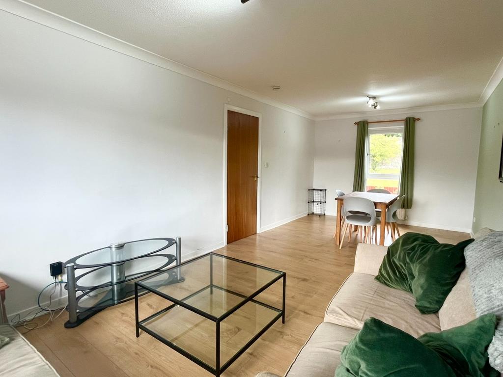 Apartment in Edinburgh - View 3