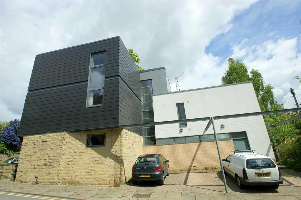 Apartment in Leeds - View 2