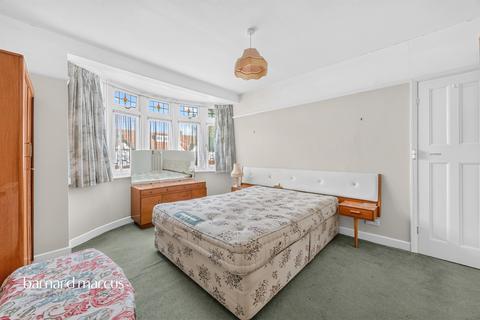 4 bedroom terraced house for sale, The Chase, Wallington