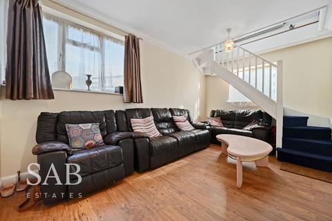 5 bedroom end of terrace house for sale, Hart Grove, Southall, UB1