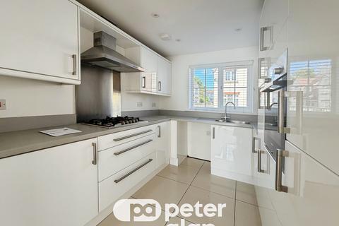 2 bedroom semi-detached house to rent, Brynteg Green, Pontypridd, CF38