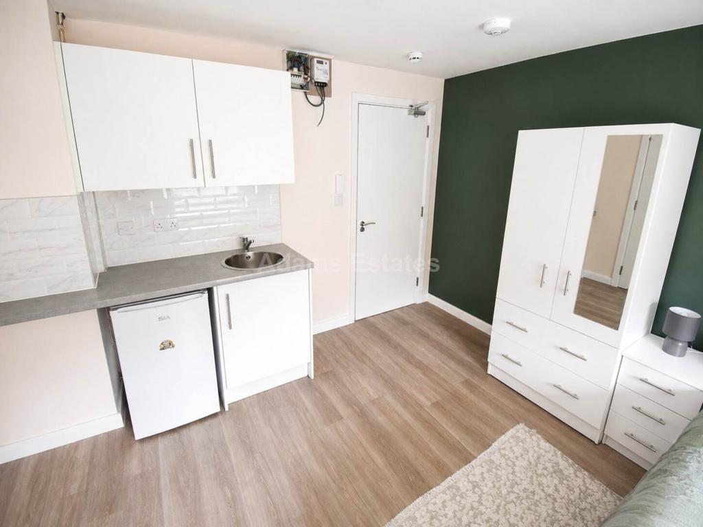 House in Reading - View 4