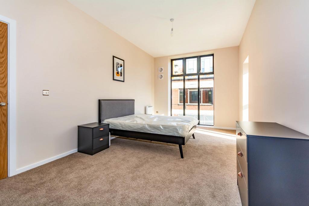 Apartment in Manchester - View 4