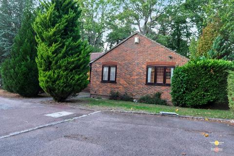 undefined, Holmbury Avenue, Crowthorne RG45