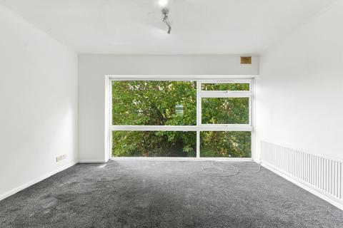 2 bedroom apartment for sale, Oak Tree Close, London, W5