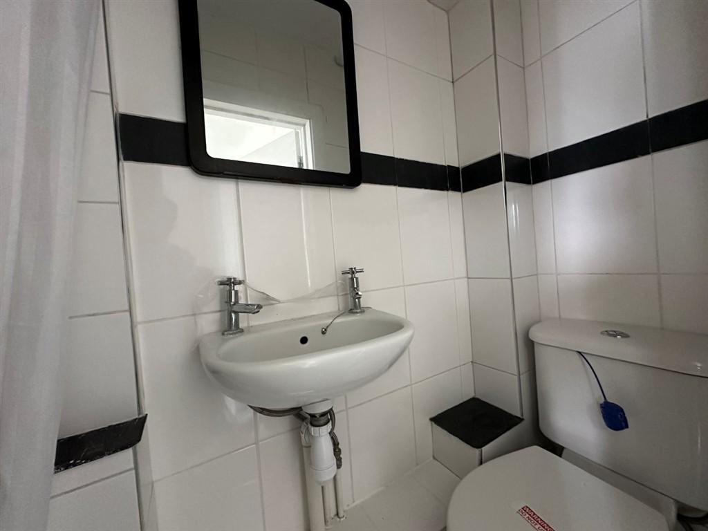 Apartment in BRIGHTON - View 3