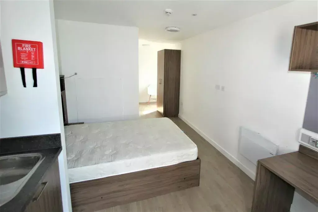 Apartment in Liverpool - View 3
