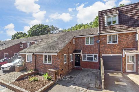 4 bedroom terraced house for sale, Cook Road, Horsham RH12