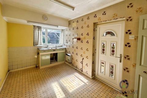 2 bedroom bungalow for sale, Winchester Drive, Swadlincote DE11