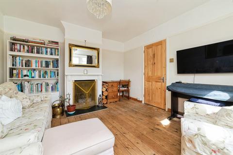 1 bedroom maisonette for sale, Hawbush Close, Welwyn