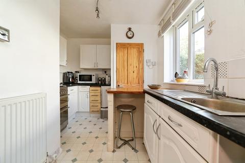 1 bedroom maisonette for sale, Hawbush Close, Welwyn