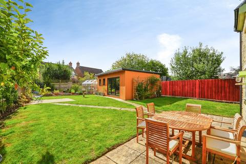 4 bedroom semi-detached house for sale, Oxford Court, Weston-On-The-Green, Bicester