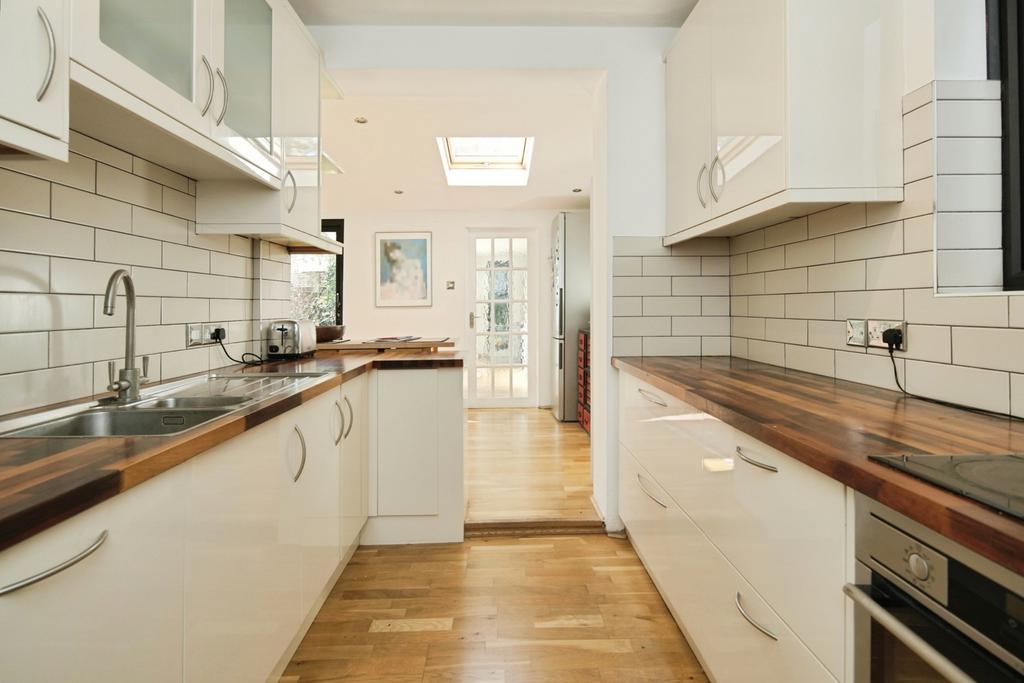House in East Sussex - View 3