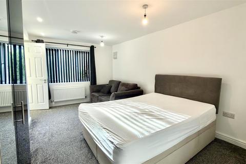 undefined, Summer Lane, Minworth, Sutton Coldfield