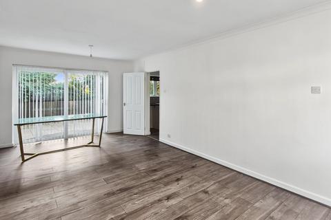 5 bedroom semi-detached house to rent, Maes Y Rhedyn, Talbot Green, Pontyclun