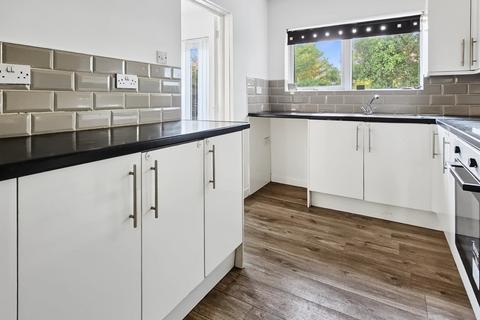 5 bedroom semi-detached house to rent, Maes Y Rhedyn, Talbot Green, Pontyclun