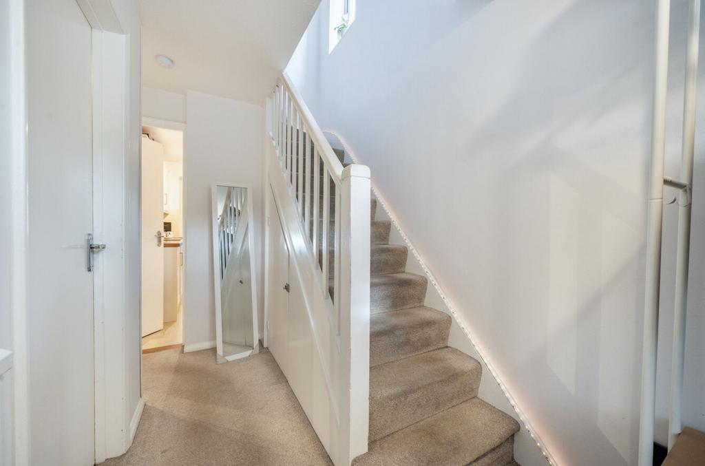 House in Reading - View 5