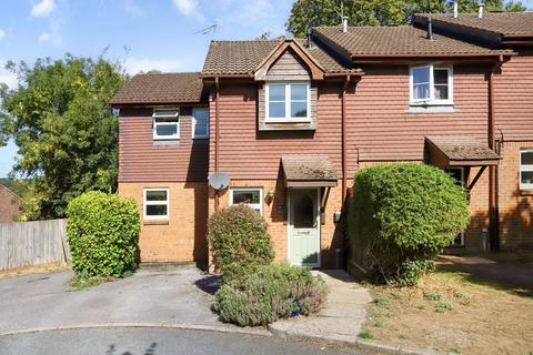 3 bedroom end of terrace house for sale, St. Peters Gardens, Wrecclesham, GU10