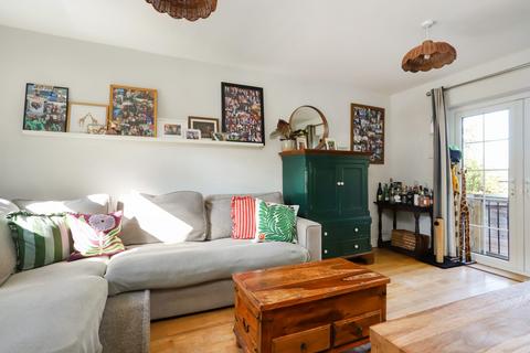 3 bedroom end of terrace house for sale, St. Peters Gardens, Wrecclesham, GU10